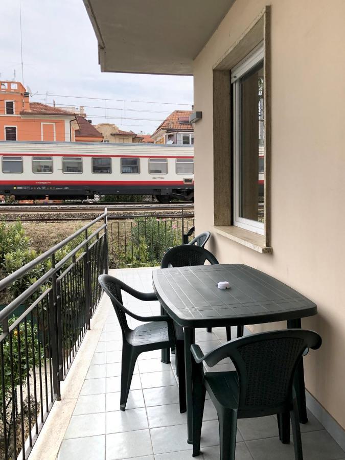 Casa Patrizi Apartment San Benedetto del Tronto Bagian luar foto